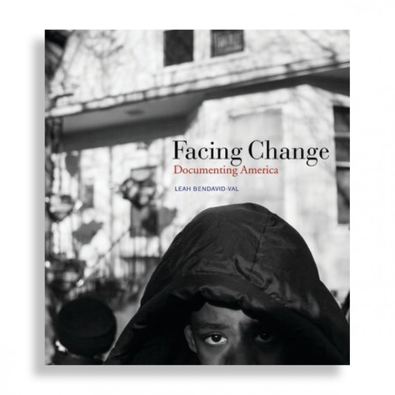 Facing Change. Documenting America